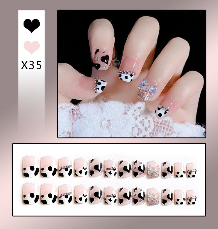 Faux Ongles NĆud Mignon | Manucure Adorable & Style Tendance