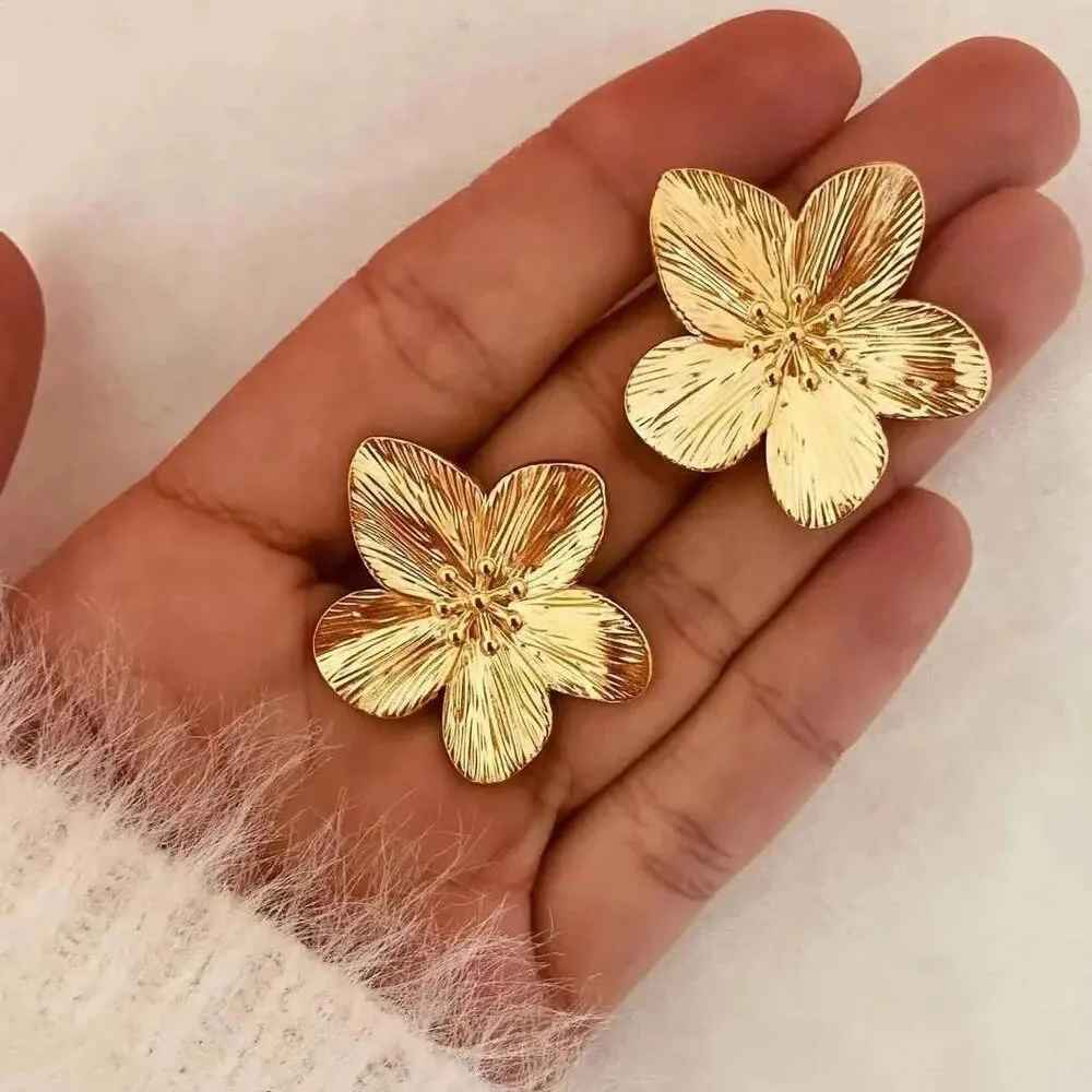 Boucle d'oreille femme | Élégante