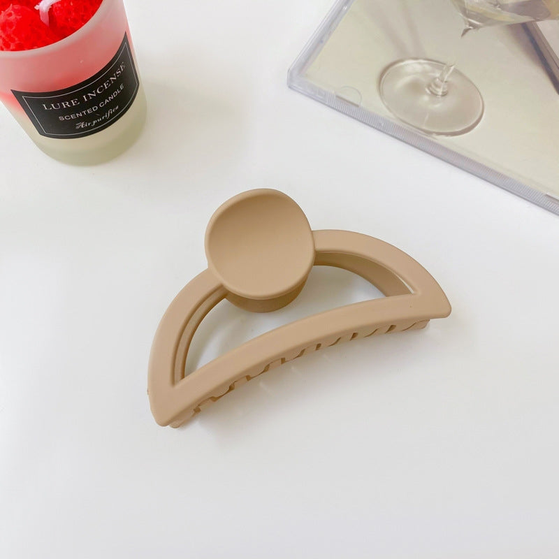 Pince Crabe Mode Femme | Coiffure Élégante & Style Tendance