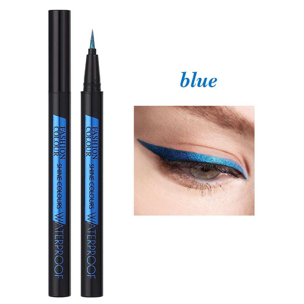 Eyeliner Pailleté Brillant | Regard Étincelant & Maquillage Tendance