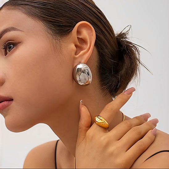 Boucle d'oreille 