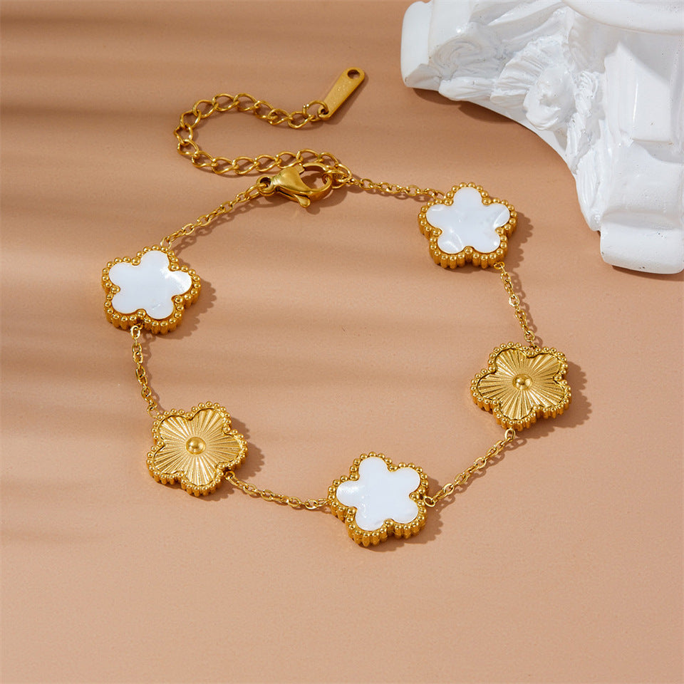 Bracelet à cinq feuilles