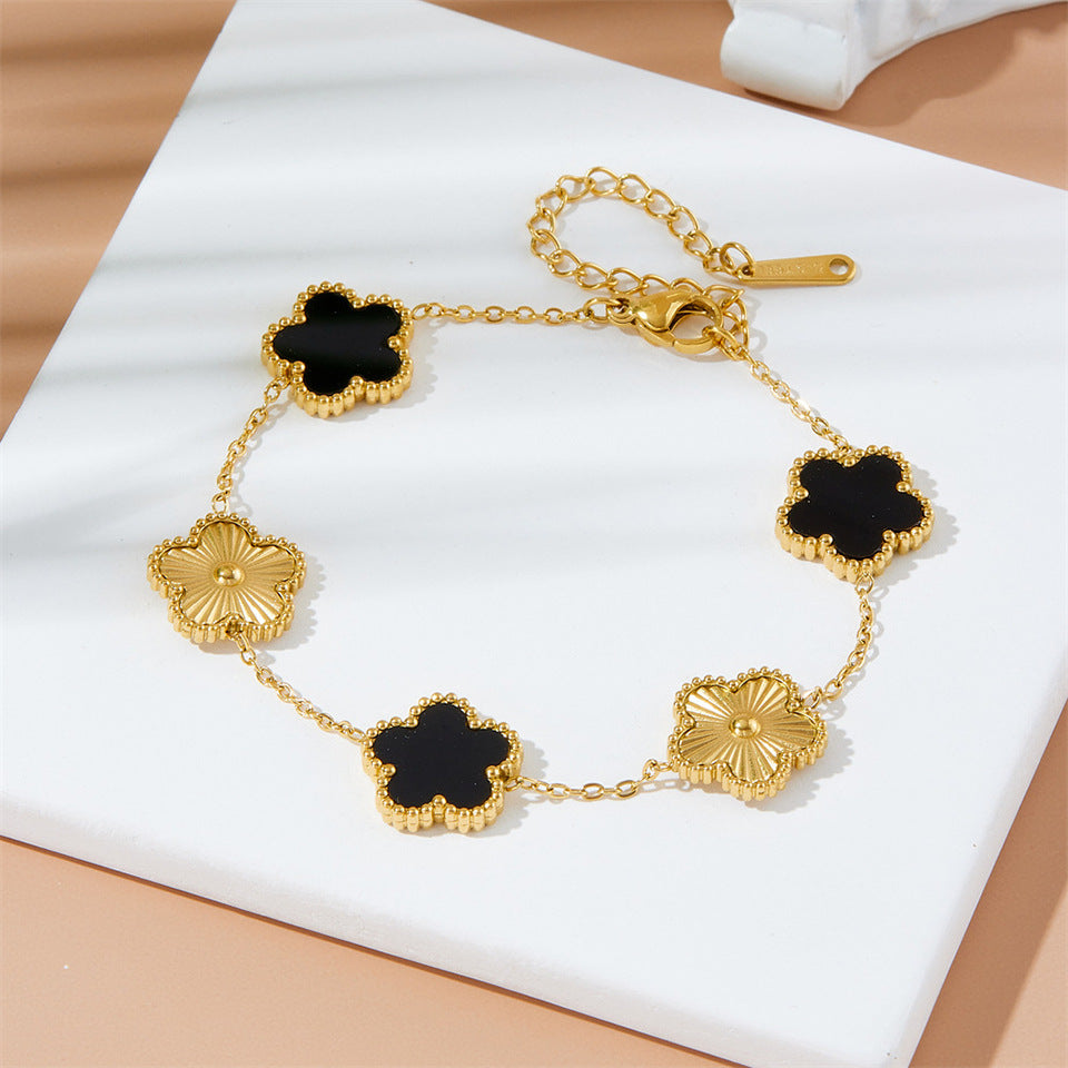 Bracelet à cinq feuilles